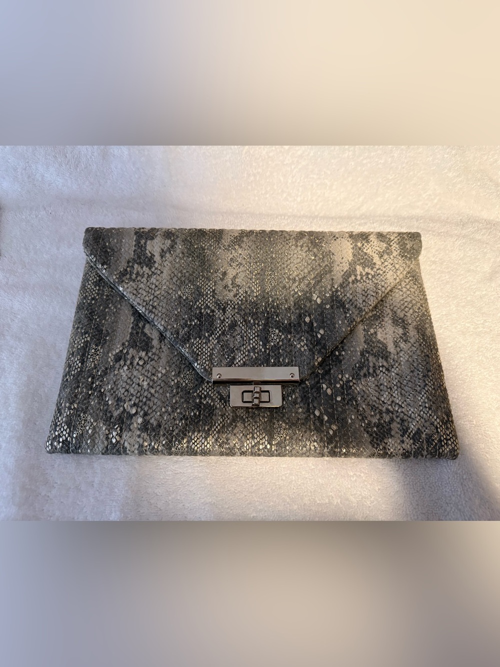 Sondra Roberts clutch